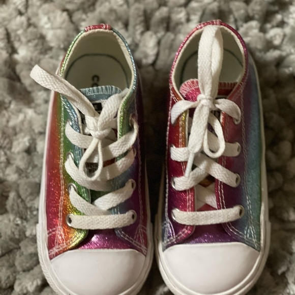 Converse Chuck Taylor girls Glitter Sneaker - Picture 2 of 3